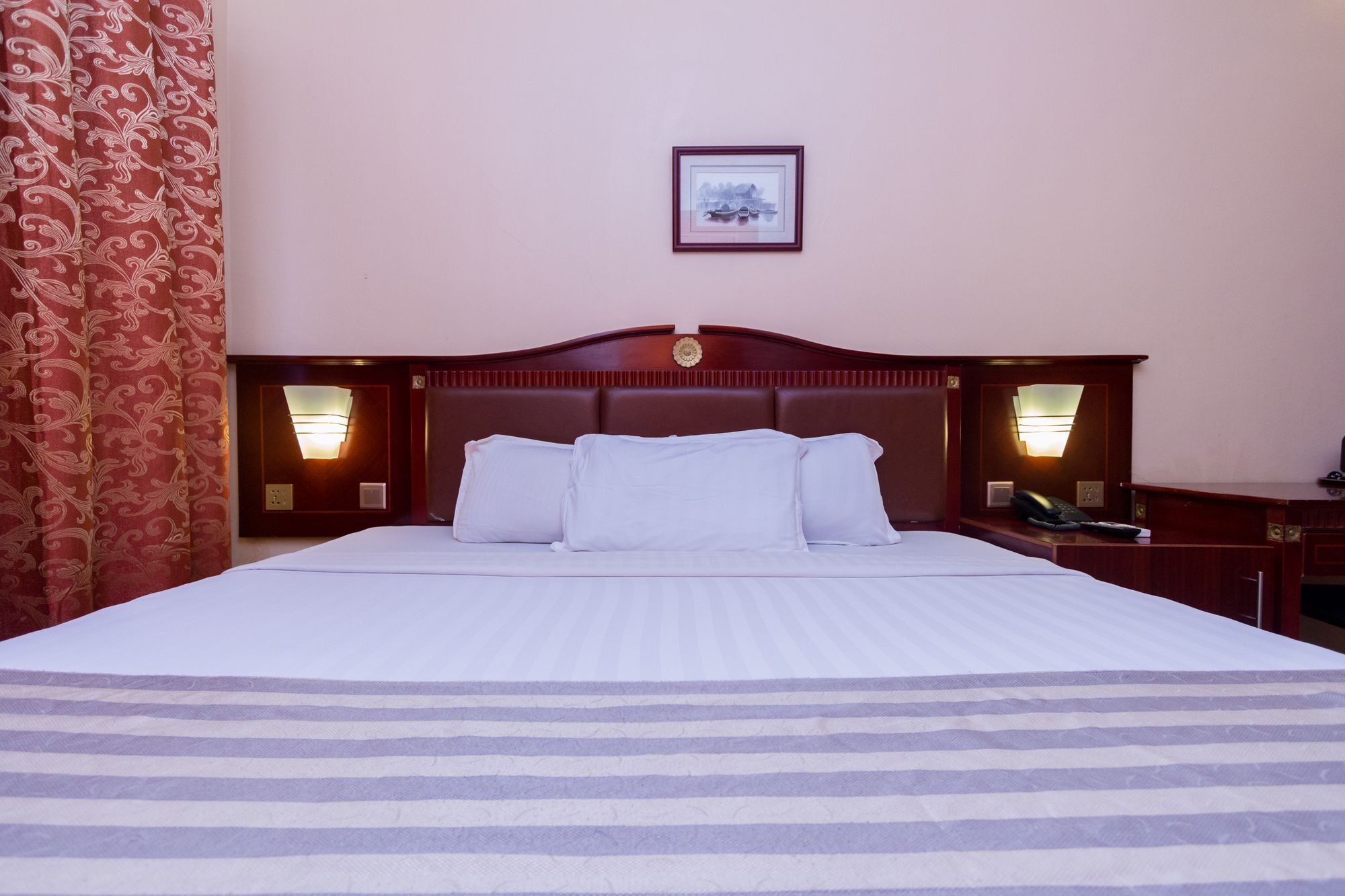 Sunfit - Fitness, Spa, Accommodation Aliayabiagba Eksteriør bilde