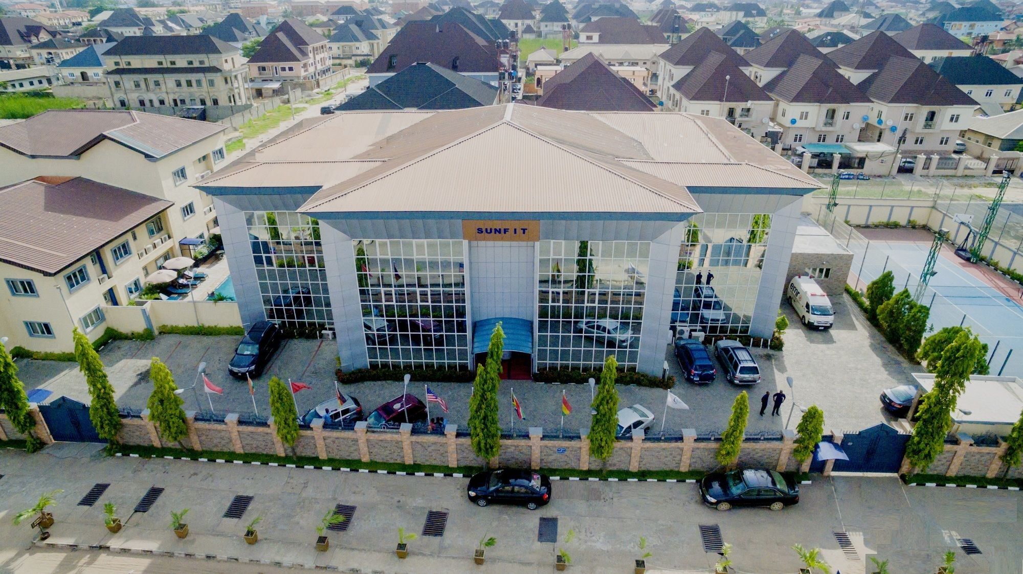 Sunfit - Fitness, Spa, Accommodation Aliayabiagba Eksteriør bilde